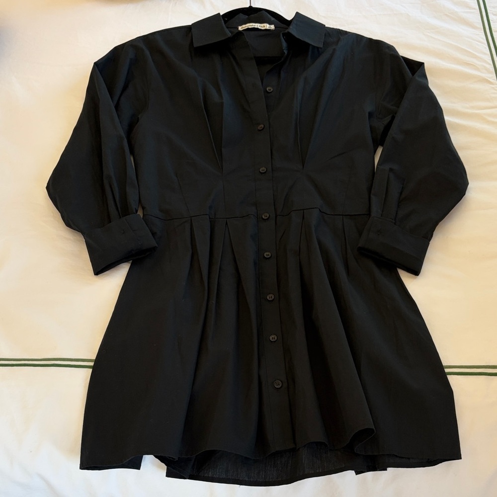 Abercrombie & Fitch Black Long-Sleeve Poplin Shirt Dress